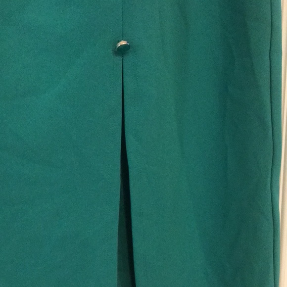 Green Skirt Size 2X - Picture 2 of 4